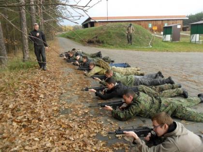 Uczniowie uczestniczyli w elitarnym szkoleniu militarnym