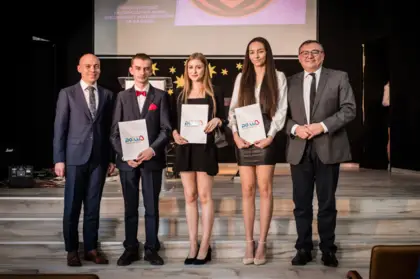 Nagrody Starosty Lublinieckiego oraz stypendia motywacyjne za wyniki w nauce dla absolwentów w roku szkolnym 2022/2023