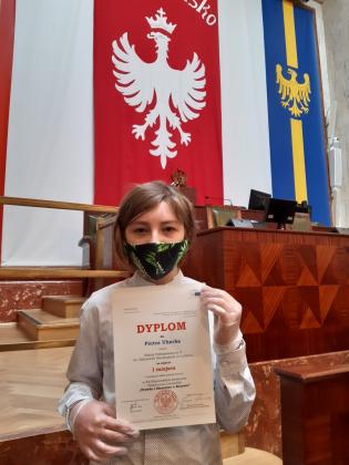 Zwycięstwo ucznia z lublinieckiej podstawówki w konkursie „Prawda i kłamstwo o Katyniu”