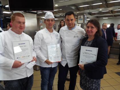 Uczniowie z SOSW zostali laureatami Ogólnopolskiego Konkursu dla szkół gastronomicznych